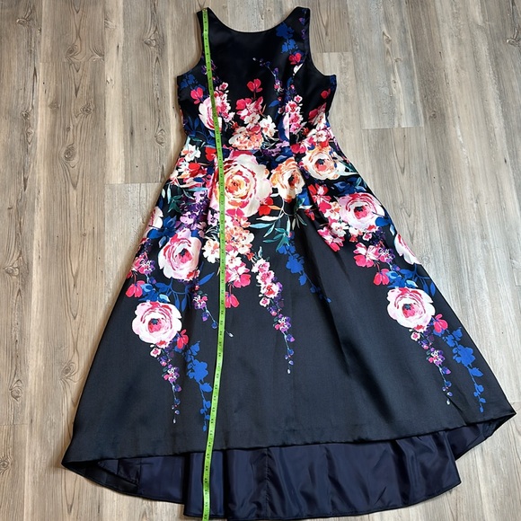 🆕NWOT Tahari Fit & Flare High Low Floral Tea Length Floral Dress, 8 - Picture 9 of 14